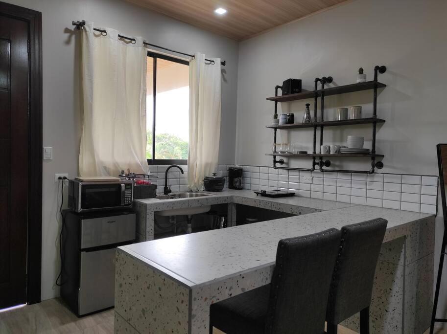 Mandy Loft -40mb Wifi -8 Miles From La Fortuna