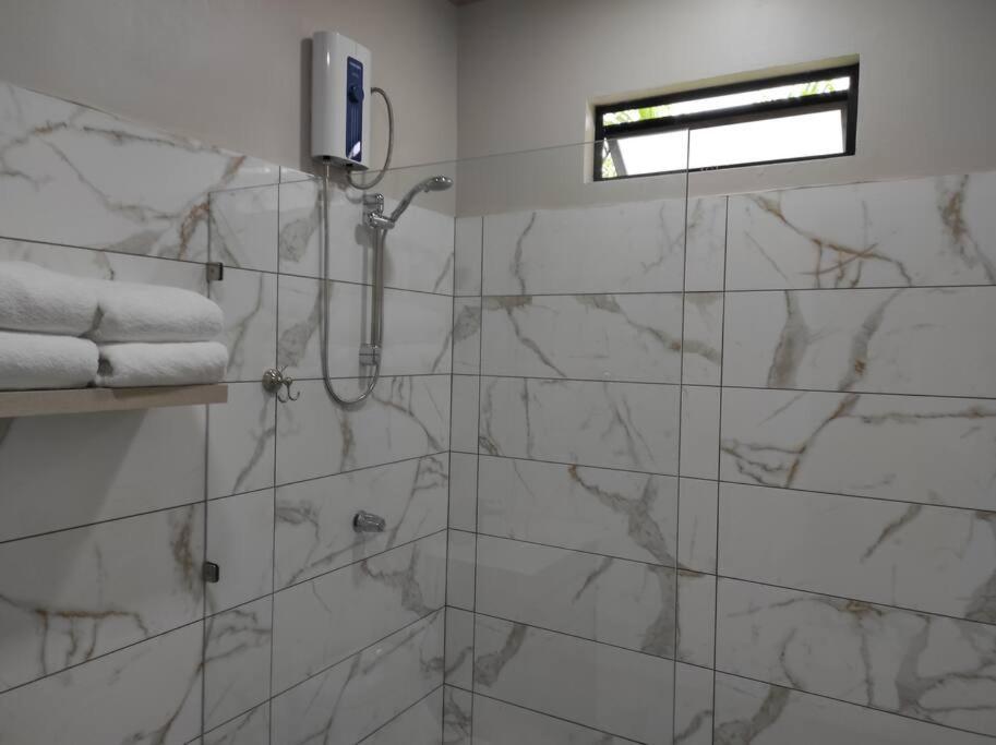 Mandy Loft -40mb Wifi -8 Miles From La Fortuna * San Ramon (Alajuela)