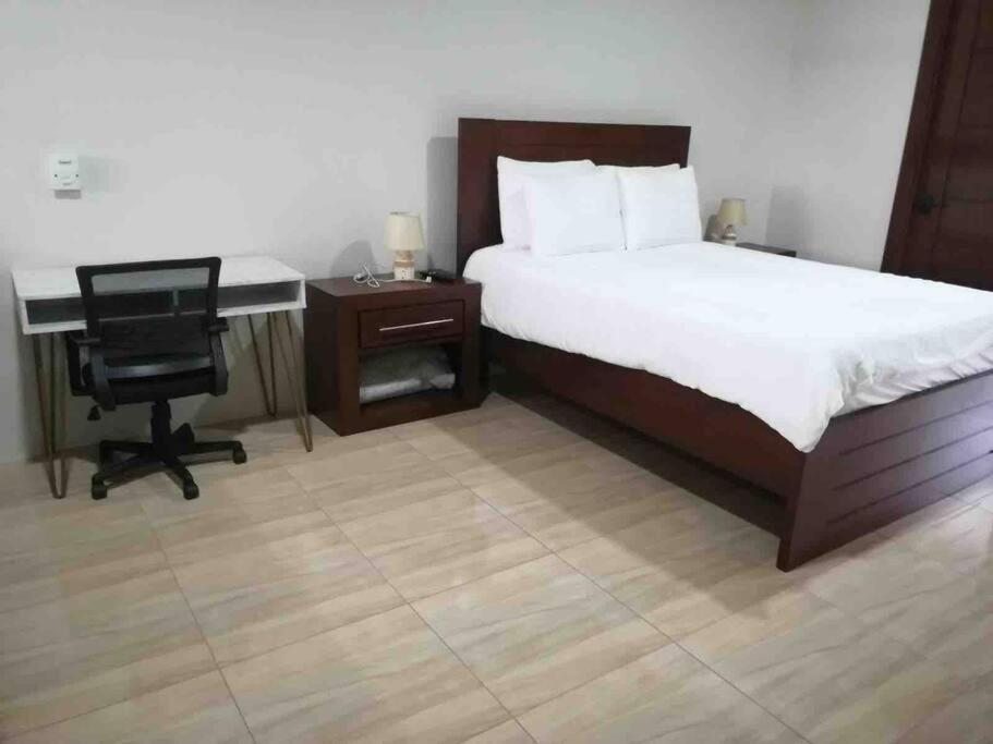 Mandy Loft -40mb Wifi -8 Miles From La Fortuna